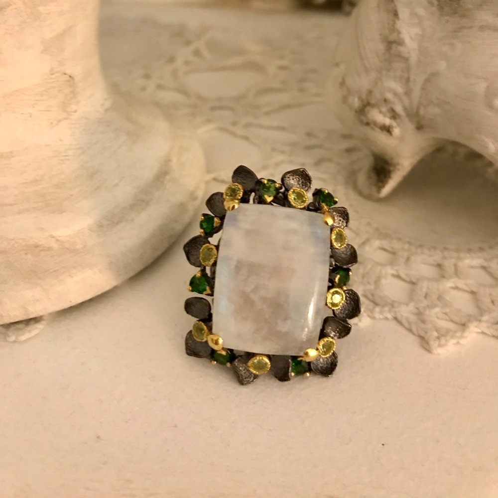 Natural moonstone statement ring - Picture 7 of 8